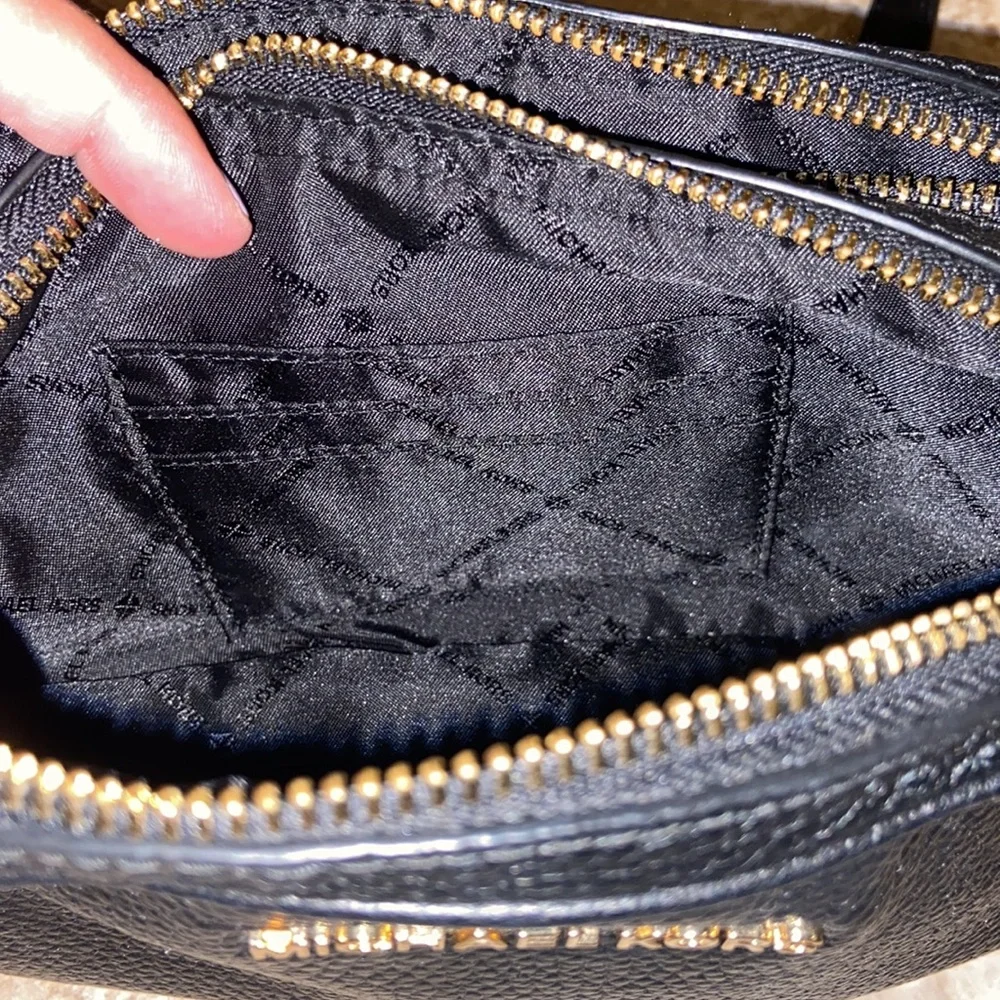 NWOT Michael Kors Crossbody Purse - Picture 7 of 8